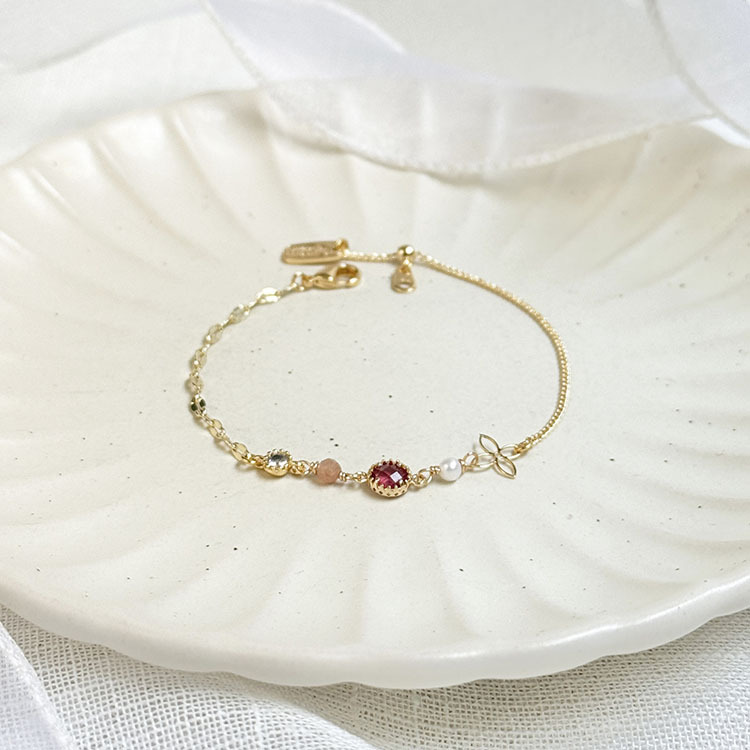 B09 / 生日花 • 捌月貳柒 • 山柳菊 – 太陽石 – 手鍊