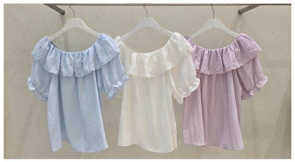 C44 胸44 長21 $389 (一口價)