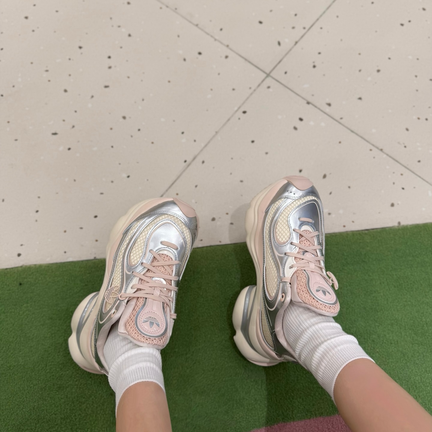 Adidas Originals Ozvenuz 櫻花粉 粉色 銀灰 宋雨琦同款 復古 增高 厚底 老爹鞋 KK4674