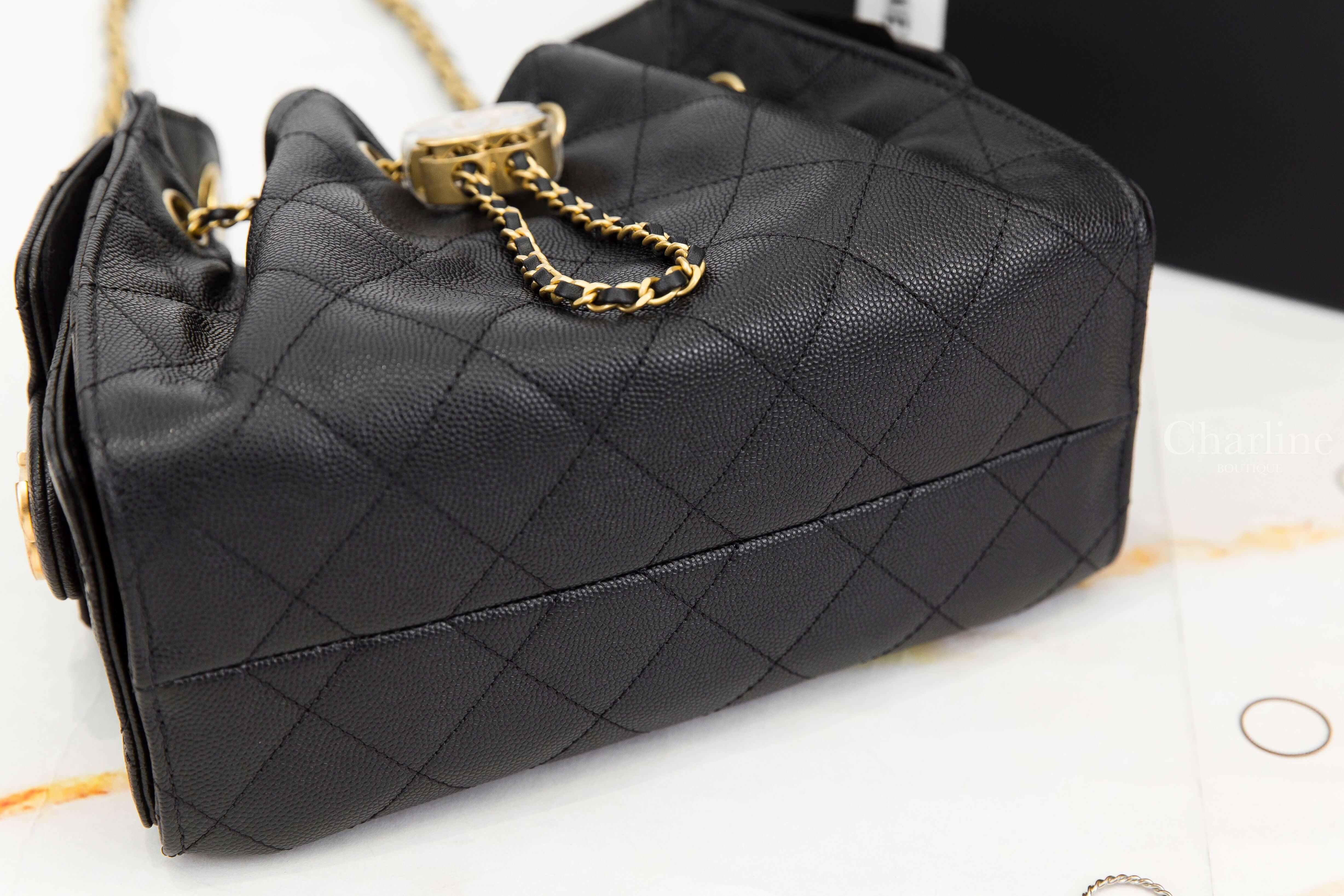 Chanel Chanel 25 Mini Handbag 黑色金CC金鏈荔枝牛皮菱格紋側邊口袋迷你束口手提肩背包-Charline Boutique 精品代購