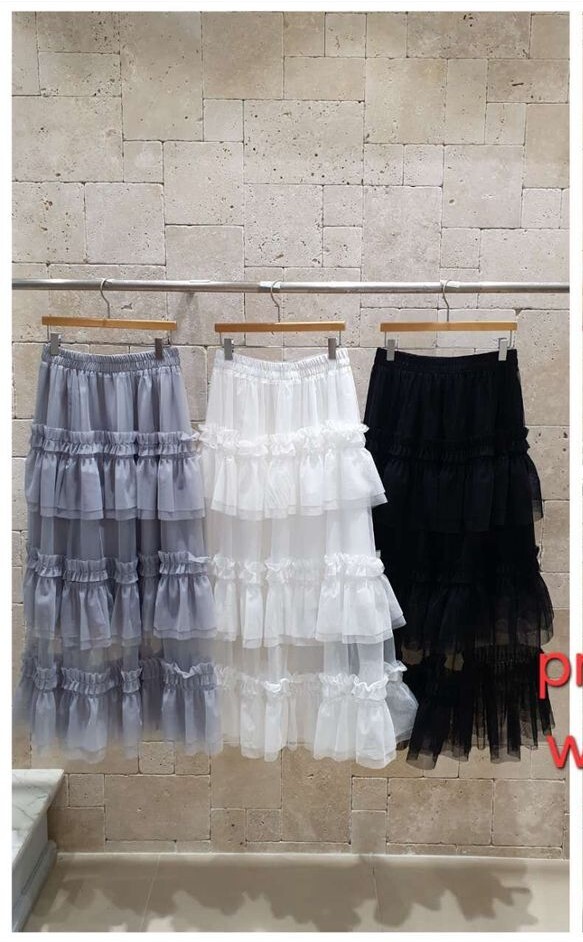 C51 腰25-41 長37 $399 (一口價)