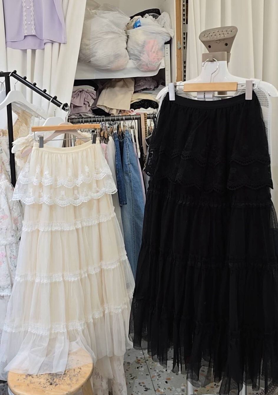 C55 腰24-42 長38 $419 (一口價)