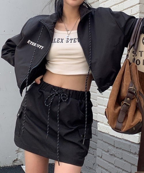 【預購】J0407603 SHEENA套裝｜背面Logo印花短版外套×內搭安全褲迷你裙｜2件套｜女裝｜韓系風