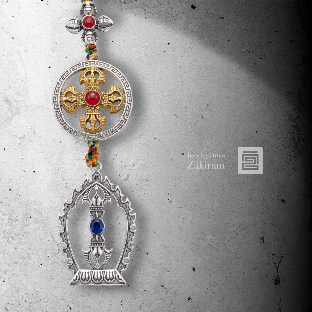 雙色十字金剛杵法盾 掛飾