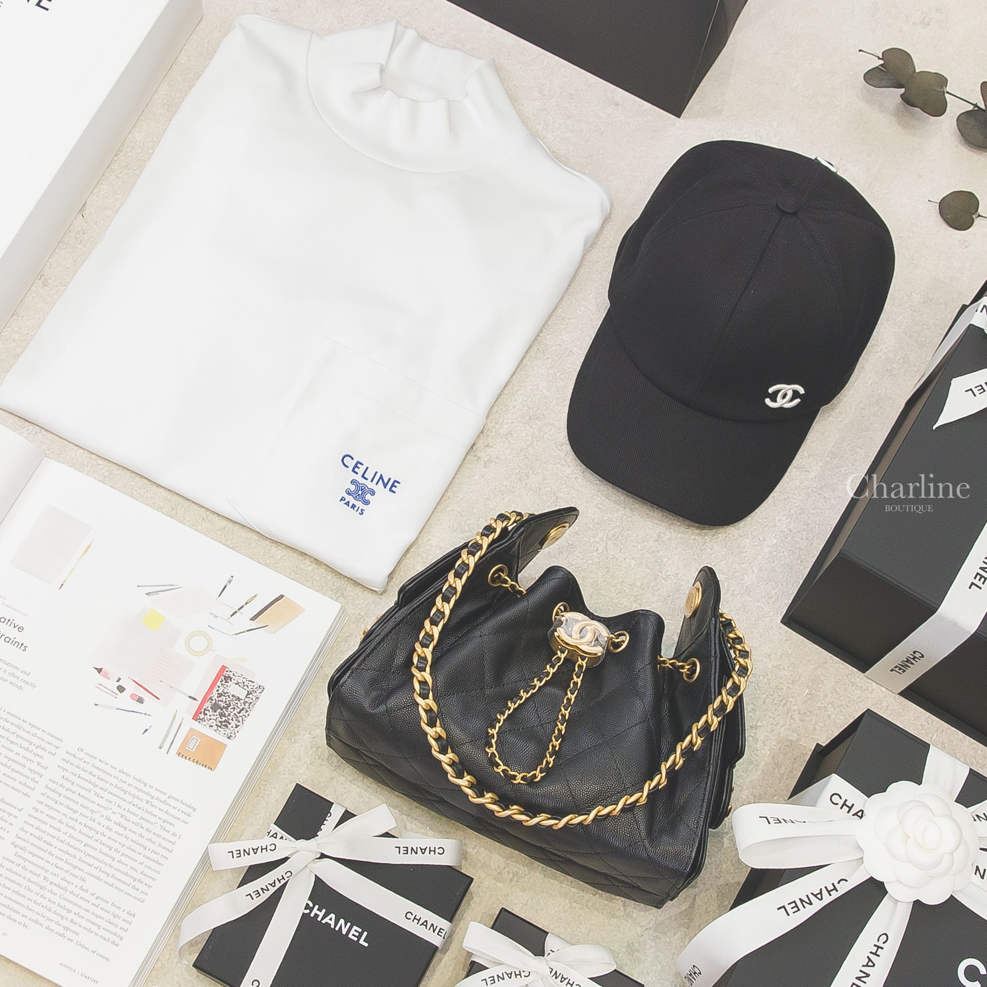 Chanel Cap 黑色刺繡白CC棉質棒球帽,Chanel 25 Mini 黑色金CC金鏈荔枝牛皮菱格紋側邊口袋迷你束口手提肩背包,Celine 白色刺繡丹寧藍字凱旋門口袋高領短袖棉T-Charline Boutique 精品代購