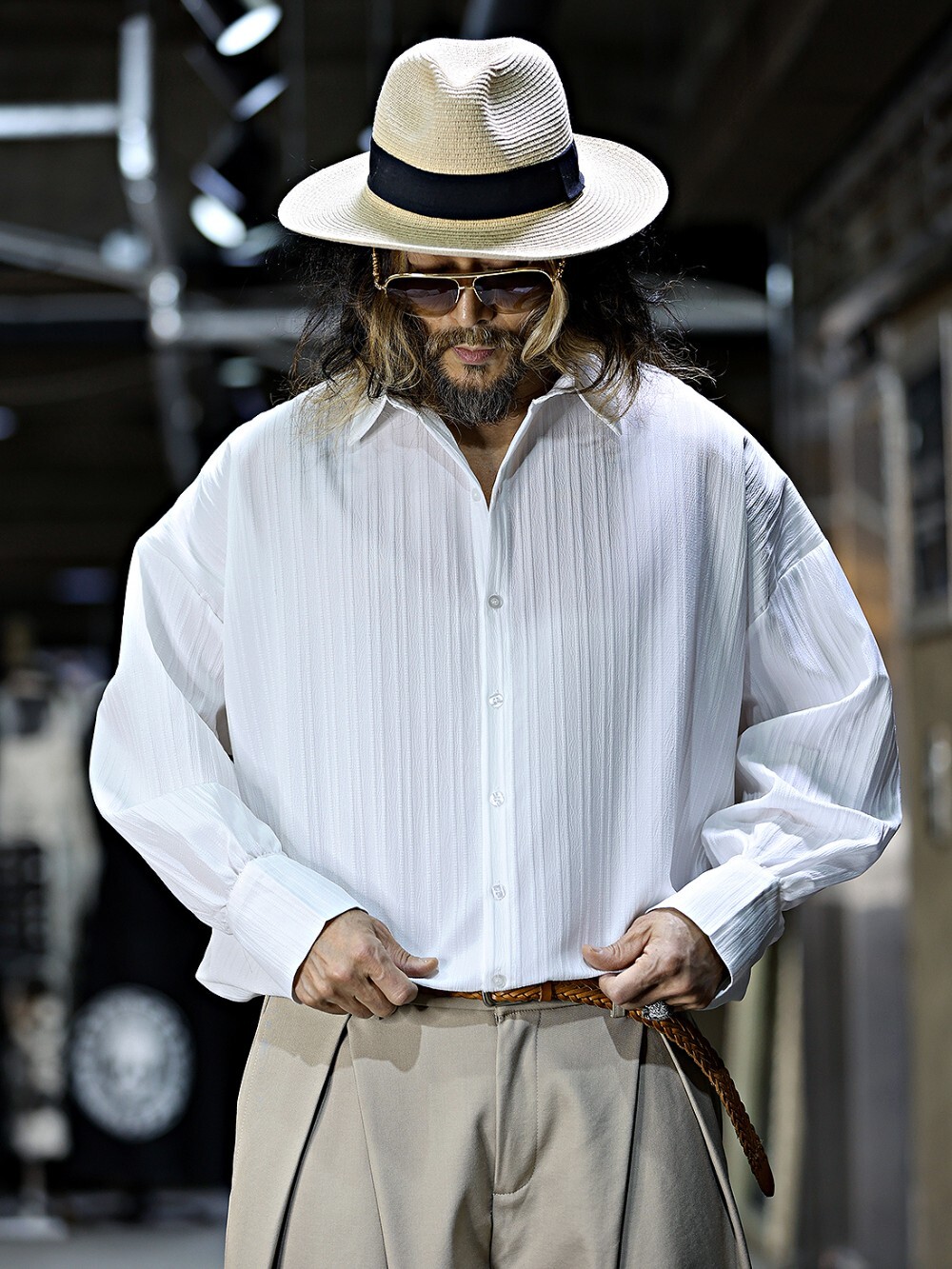 壓紋條紋寬鬆襯衫