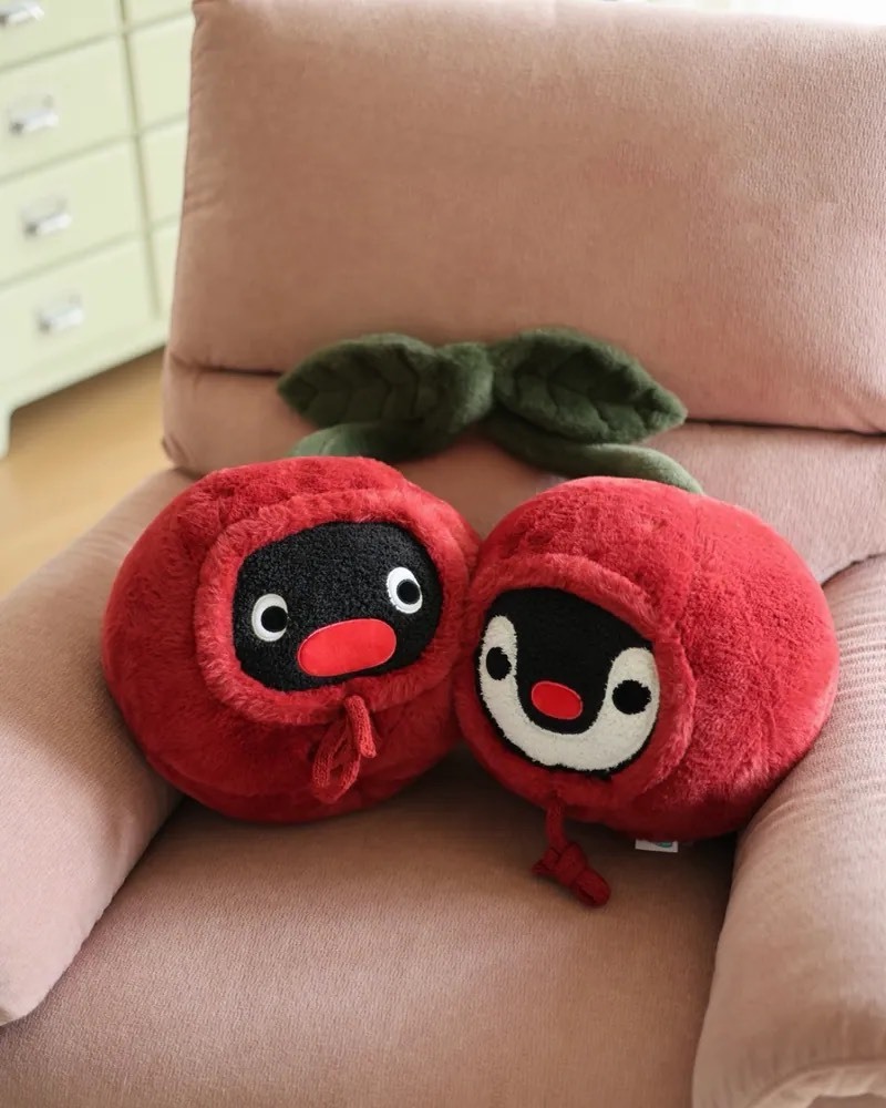 PINGU 企鵝家族 櫻桃 毛絨抱枕