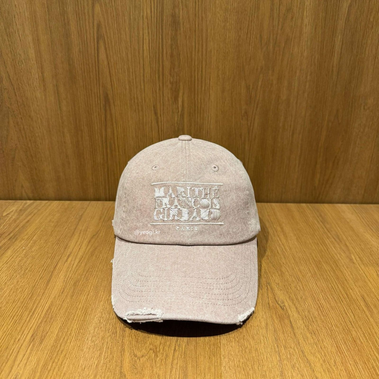 [11/4前入code每件最高可再-$20] MARITHE FRANCOIS GIRBAUD (MFG)｜DRAWING CLASSIC LOGO DAMAGED COVERED CAP [2 colors]