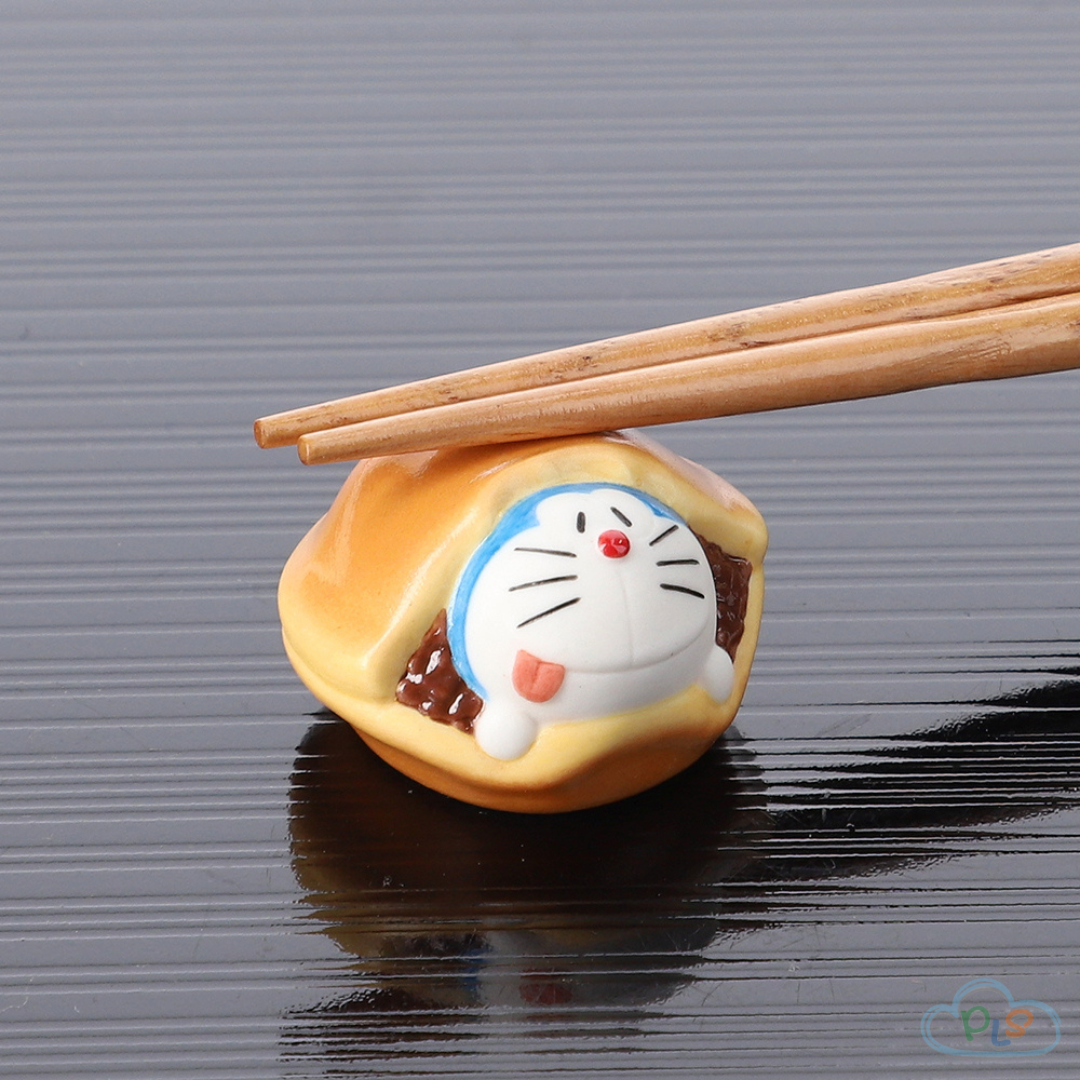 In Stock Ceramic Chopstick Rest With Dorayaki Face Doraemon Future Department Store Limited Edition #40172-1