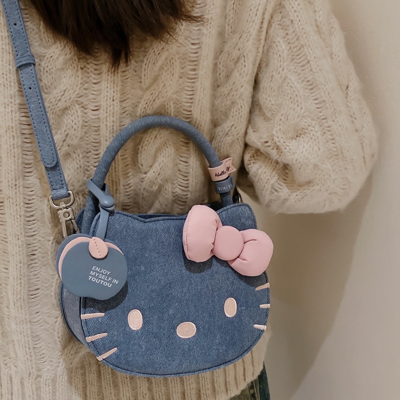 SANRIO HELLO KITTY 蘋果 大臉手提包 斜背 凱蒂貓 送禮 可愛