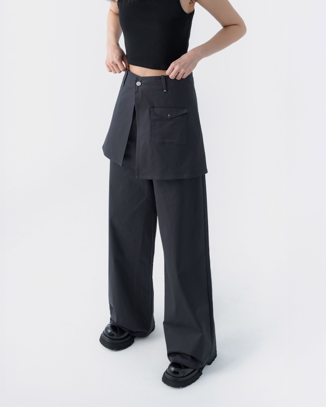 Two-piece straight-leg pants with a stylish apron, available in two colors, S/M.【04102055】in stock+pre-order