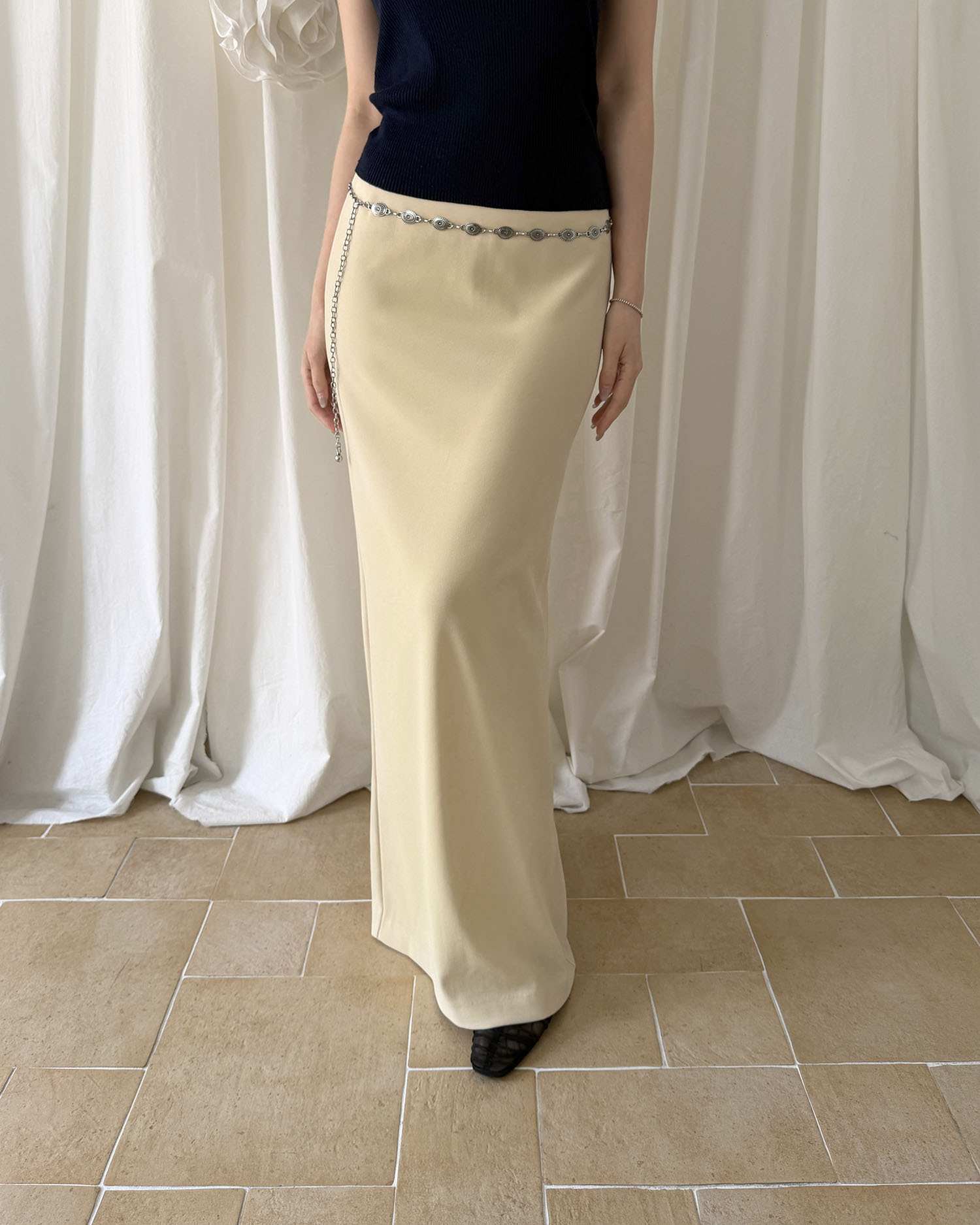 B4020 長腿半身西裙 / 鵝黃