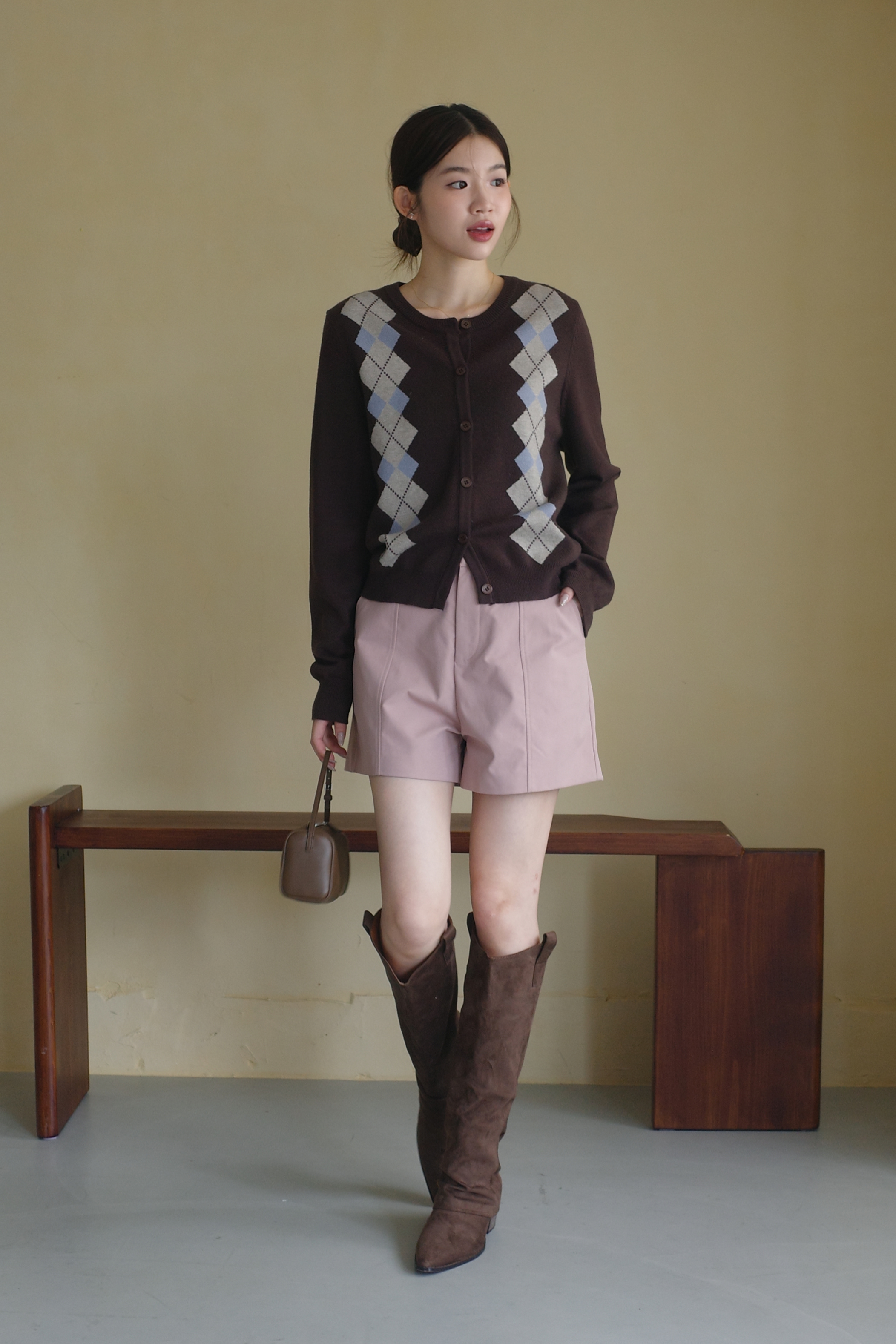 Gmade/免修圖 高腰順臀挺版西裝短褲-晨曦粉