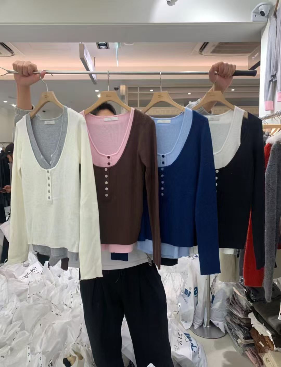 BM6073 拼色疊層韓系薄長袖