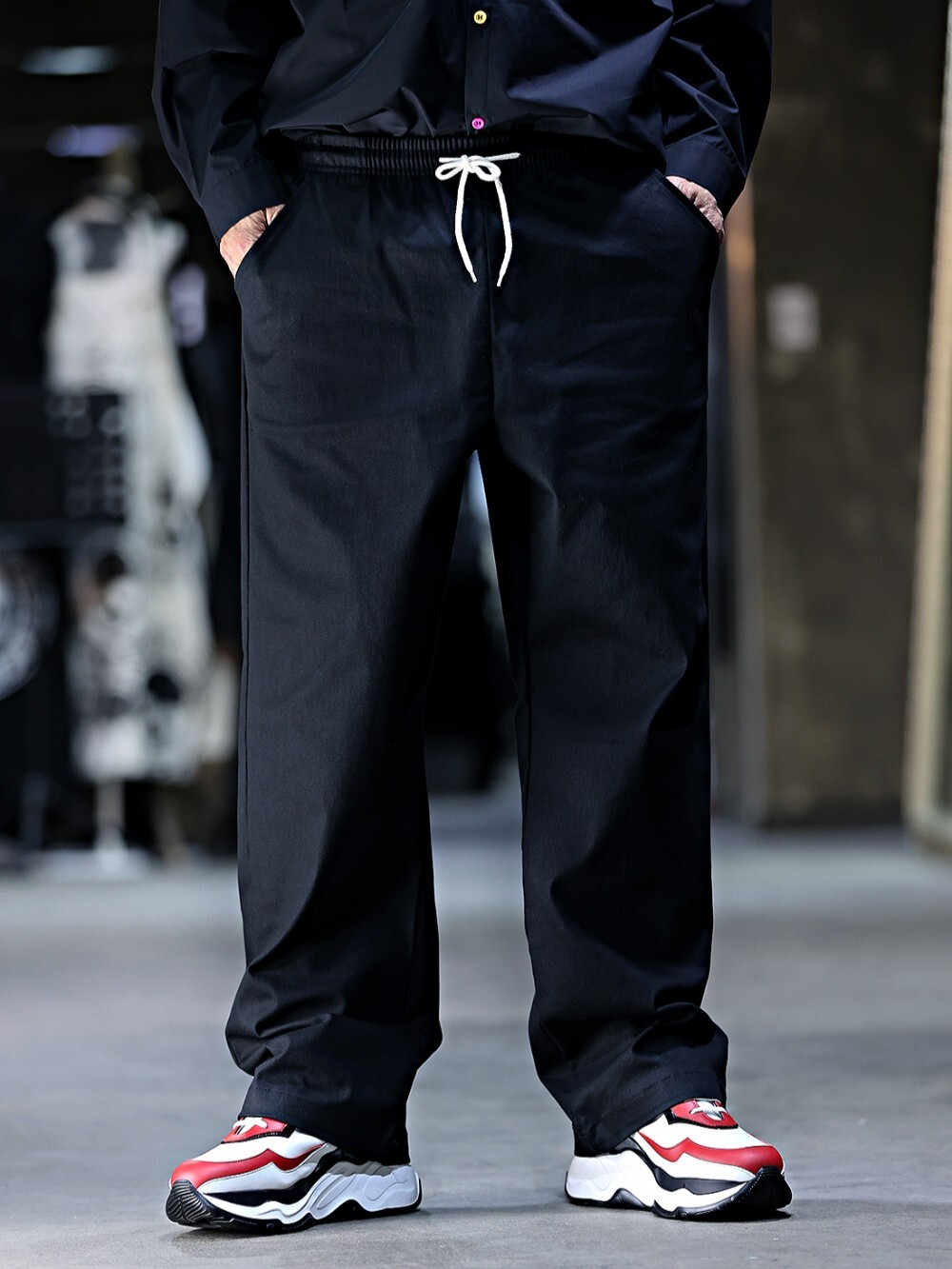 棉質斜紋半寬休閒褲