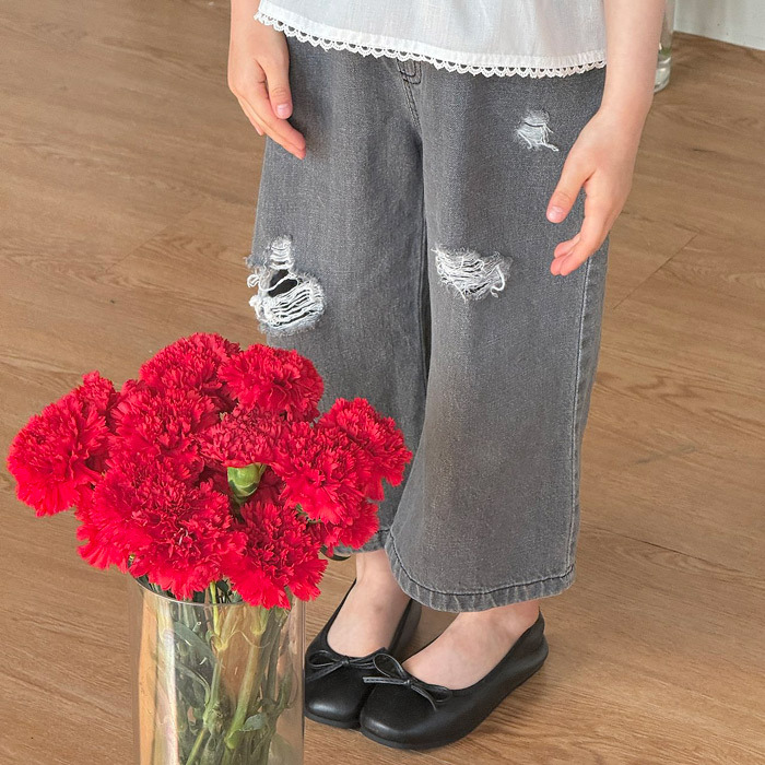 正韓夏NINIBELLO 兩色個性破壞牛仔直筒褲