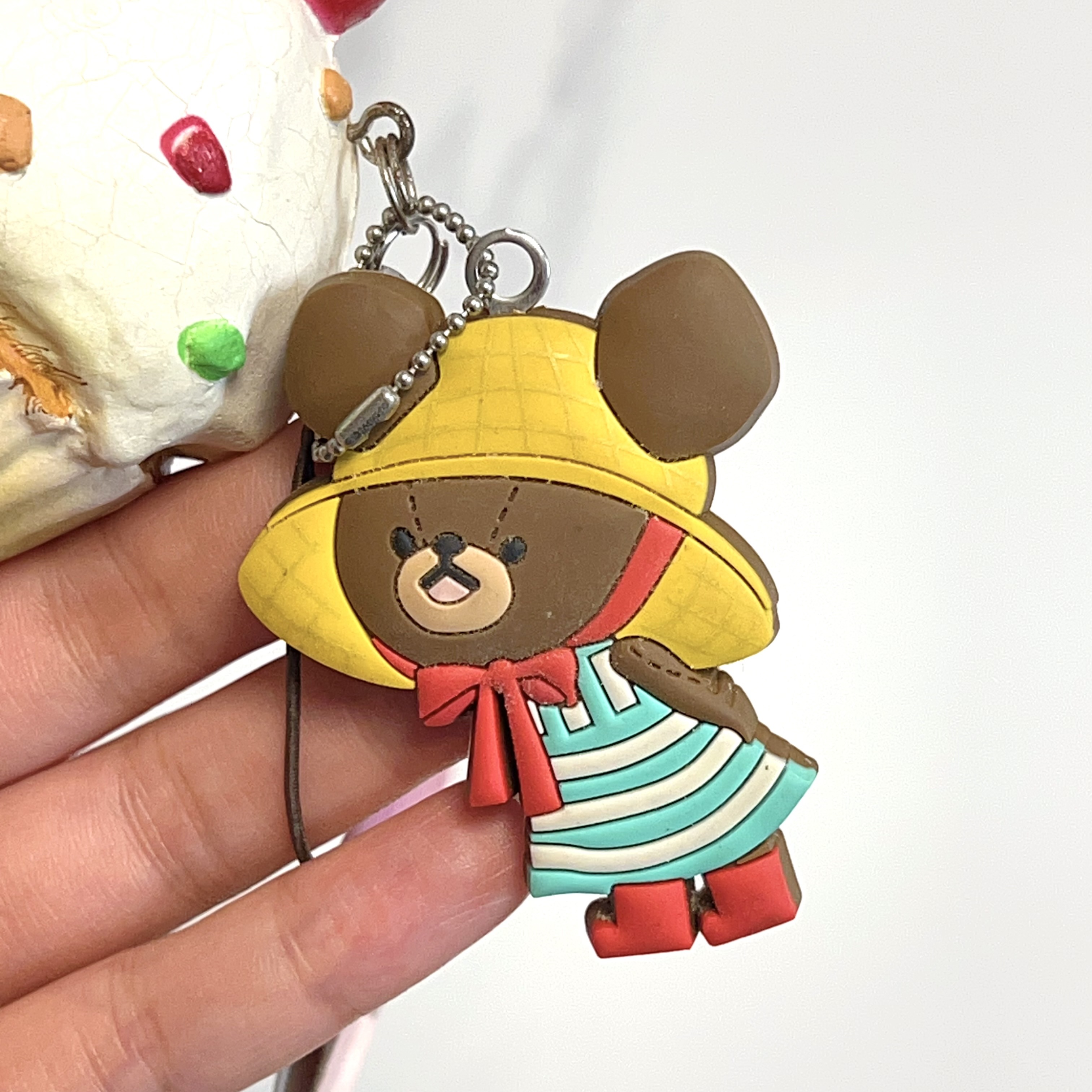 Super rare Bear School cupcake squishy (no op)