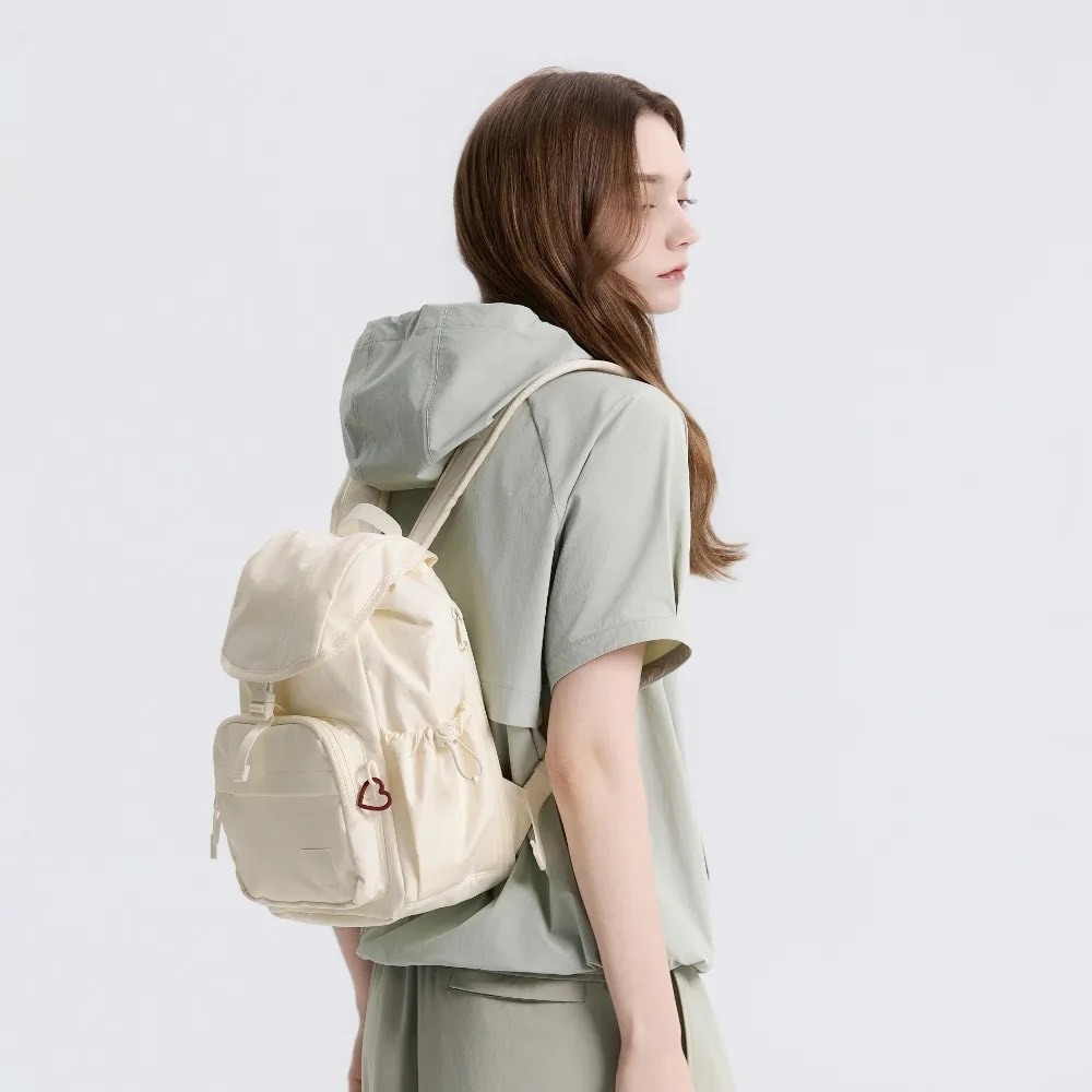 【韓國連線】國家地理 12L愛心吊扣後背包 3色 N265ABG560