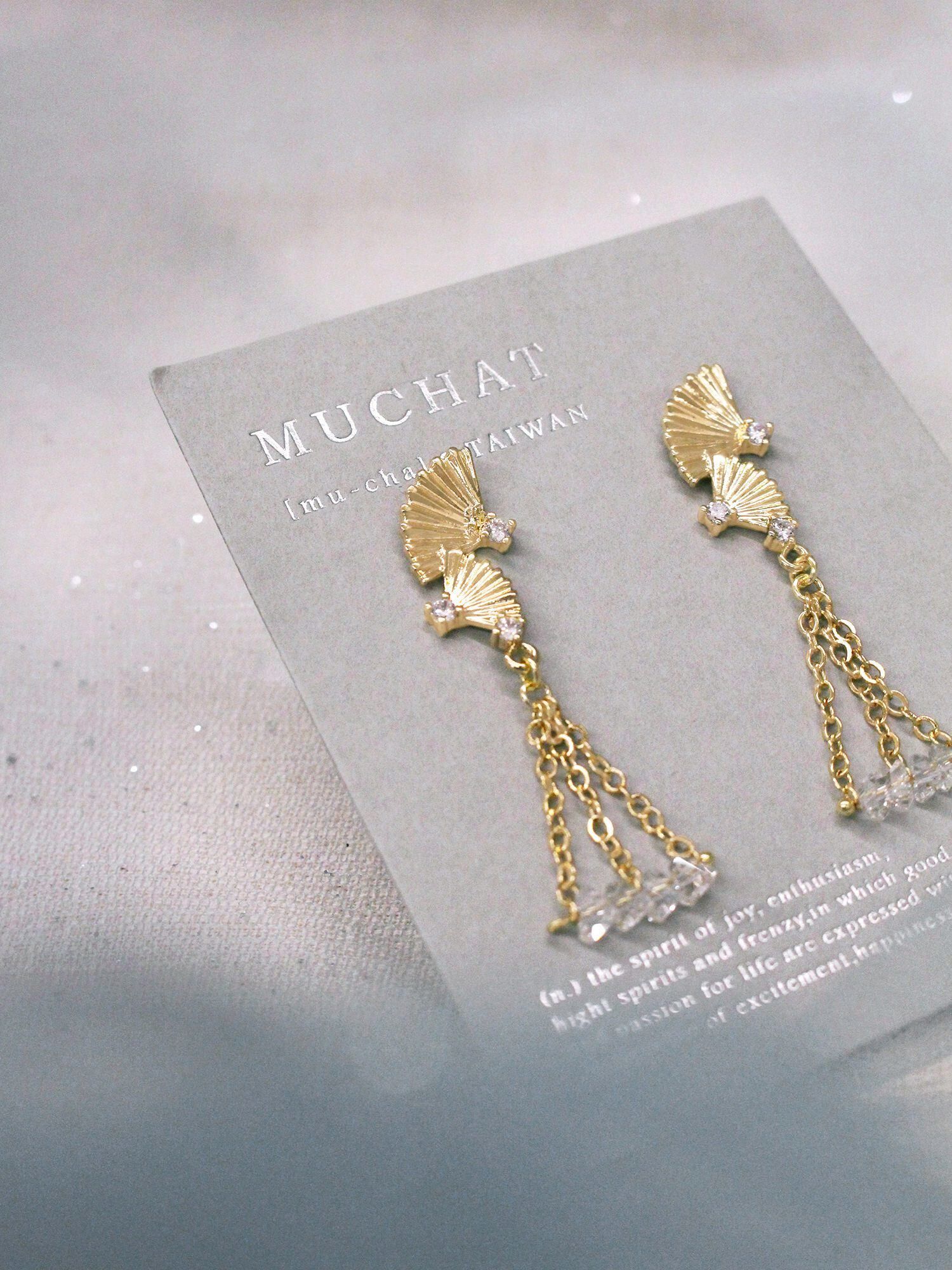 移動城堡。MUCHAT手作14KGP鋯石扇形流蘇純銀針耳環