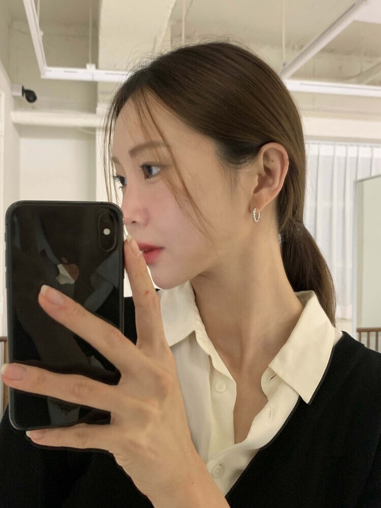 韓國限定🇰🇷 OFUSE cutting piercing(1set) 切割面 銀圈 小圈 耳環 不鏽鋼材質 / 預購