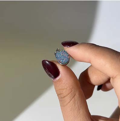 果石的蛋白石系列均取自全天然原石