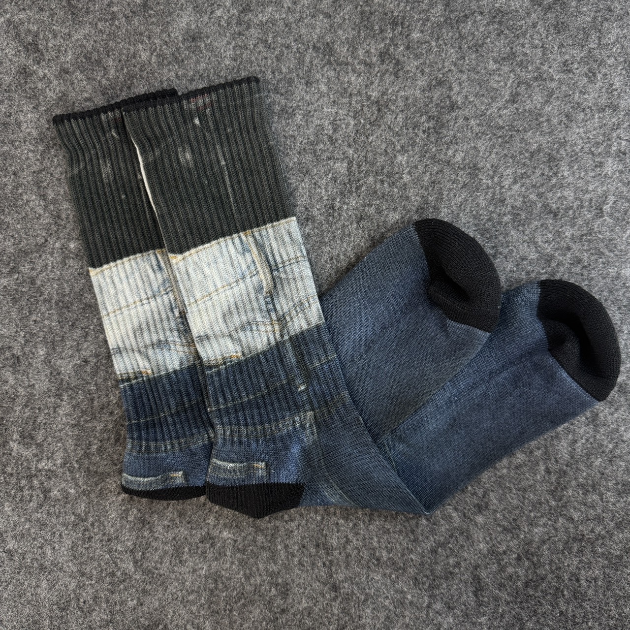 GUESS JEANS X WHIMSY SOCKS
