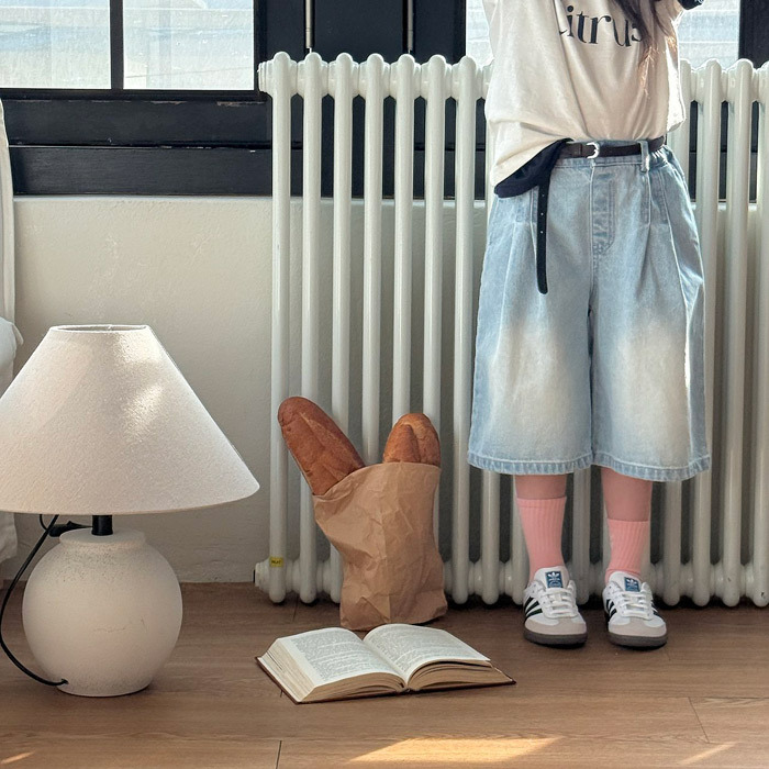 正韓夏NINIBELLO 兩色復古刷色七分牛仔褲