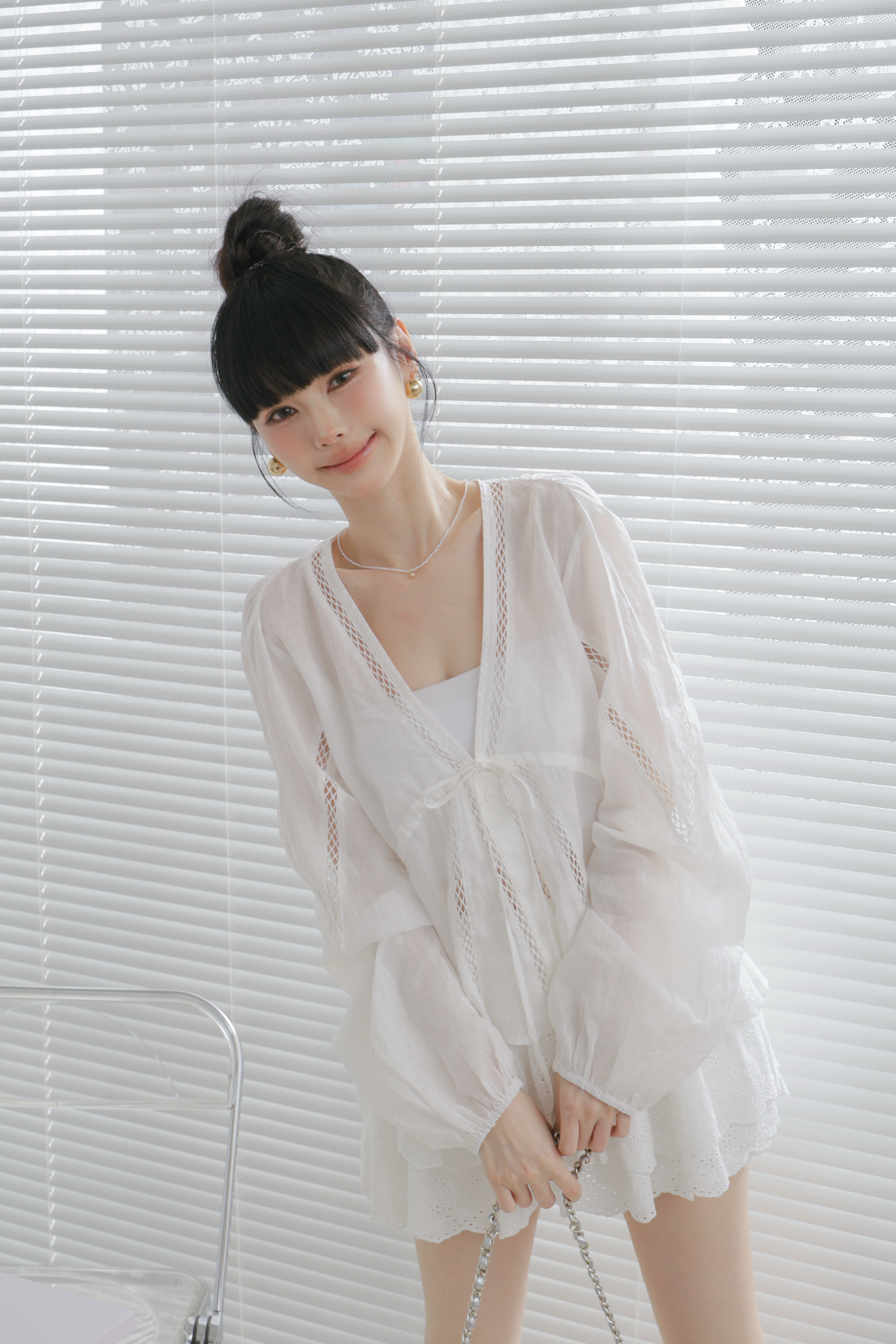 超美雕花綁帶上衣 P50