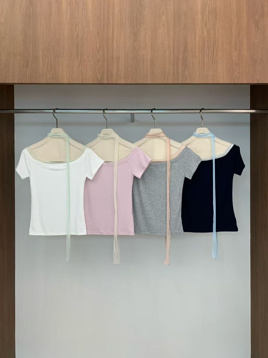 OM6001 拼紗領巾上衣