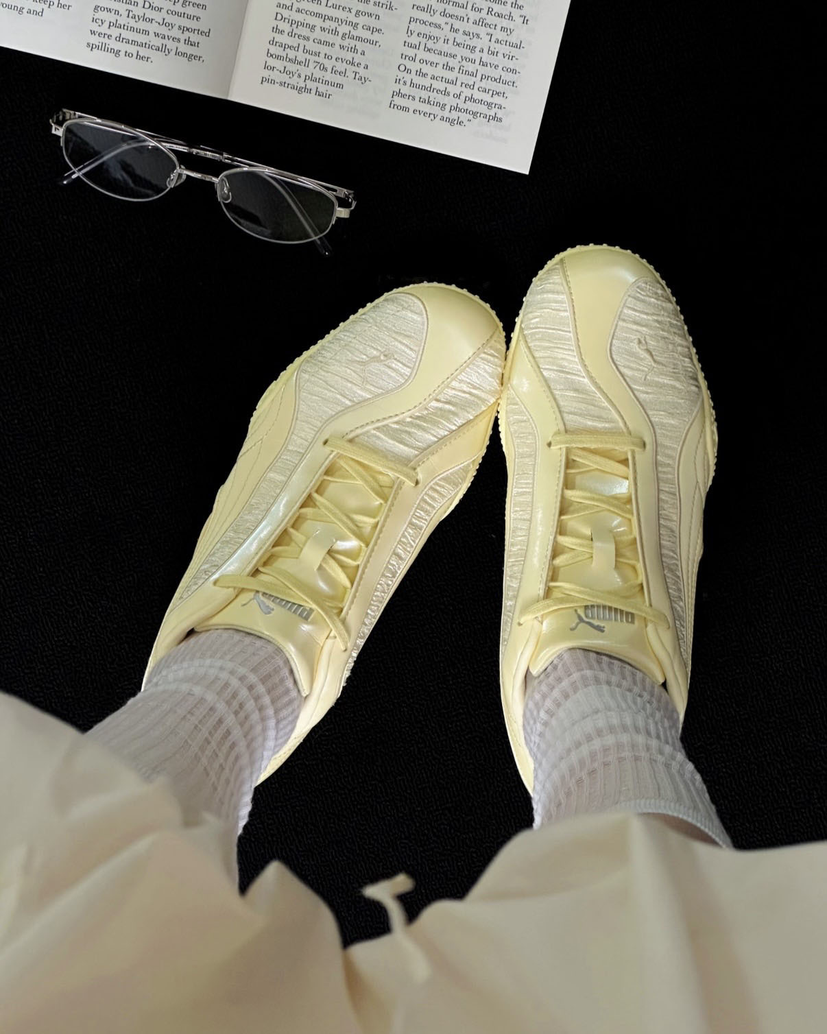 PUMA BELLA V2 GLAM 褶皺 絲綢 緞面 檸檬黃 淡黃 男女鞋 406796-02 / 預購