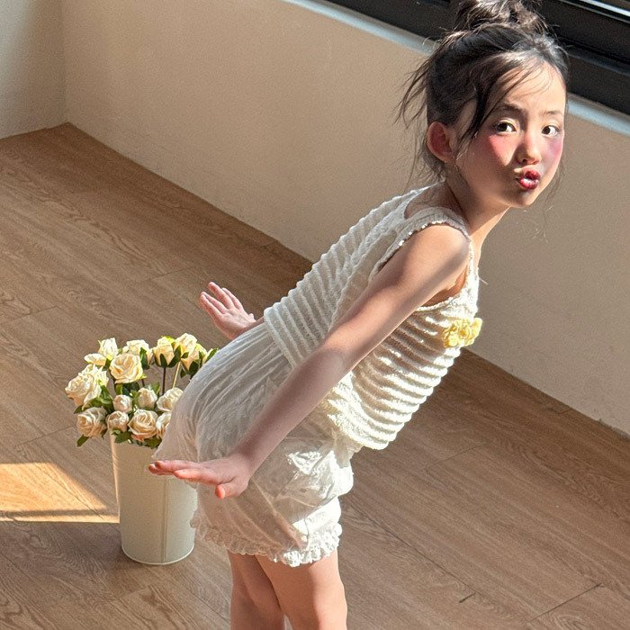 正韓夏NINIBELLO 信封愛心口袋小花短褲