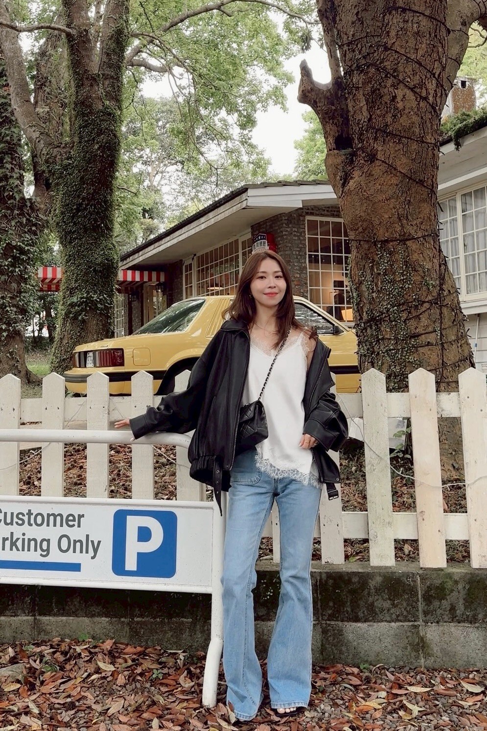 超美的斜切口蕾絲背心 HA65 #Winnie清單