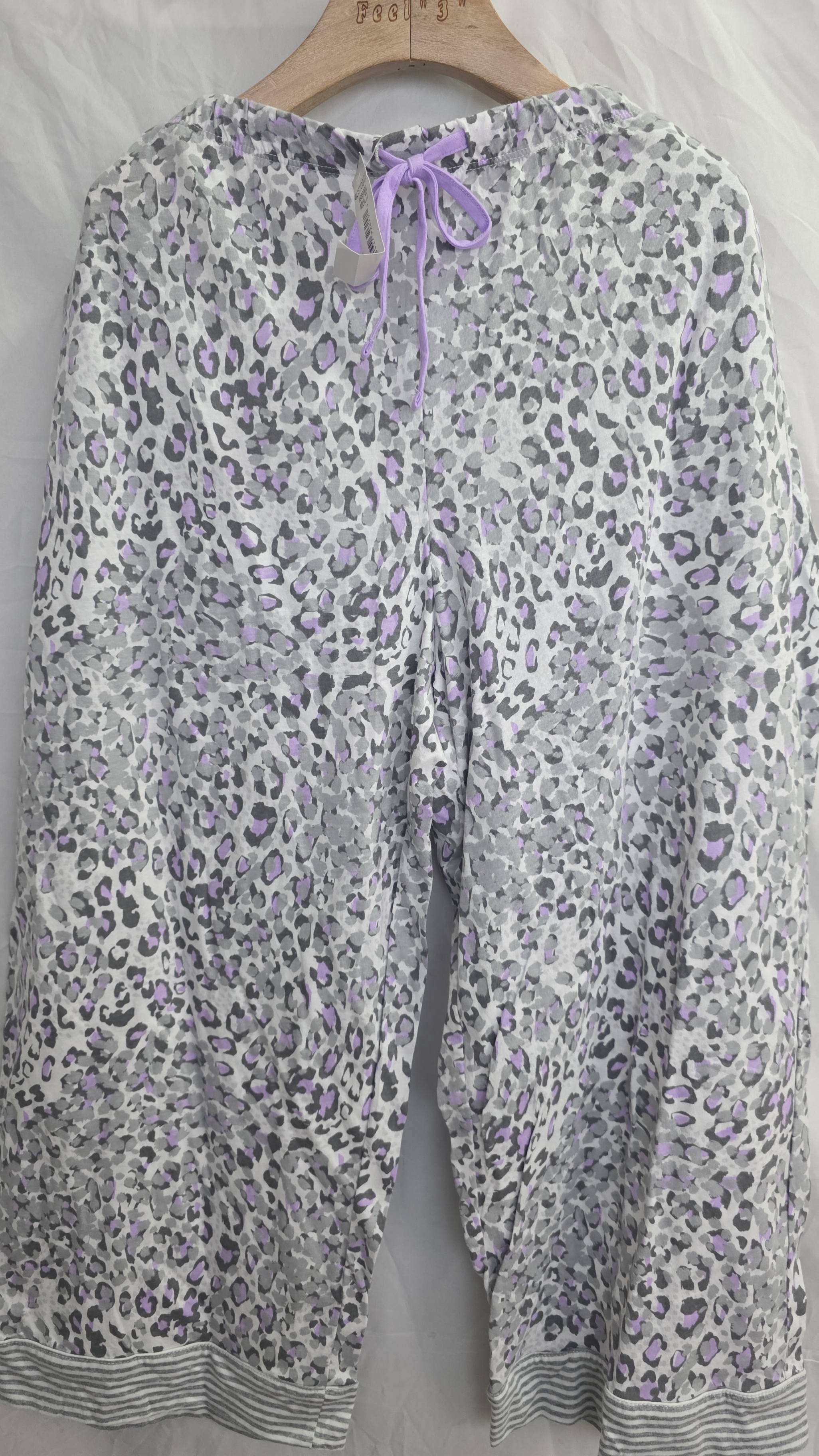 CF8528** 共享優惠3件以上半價