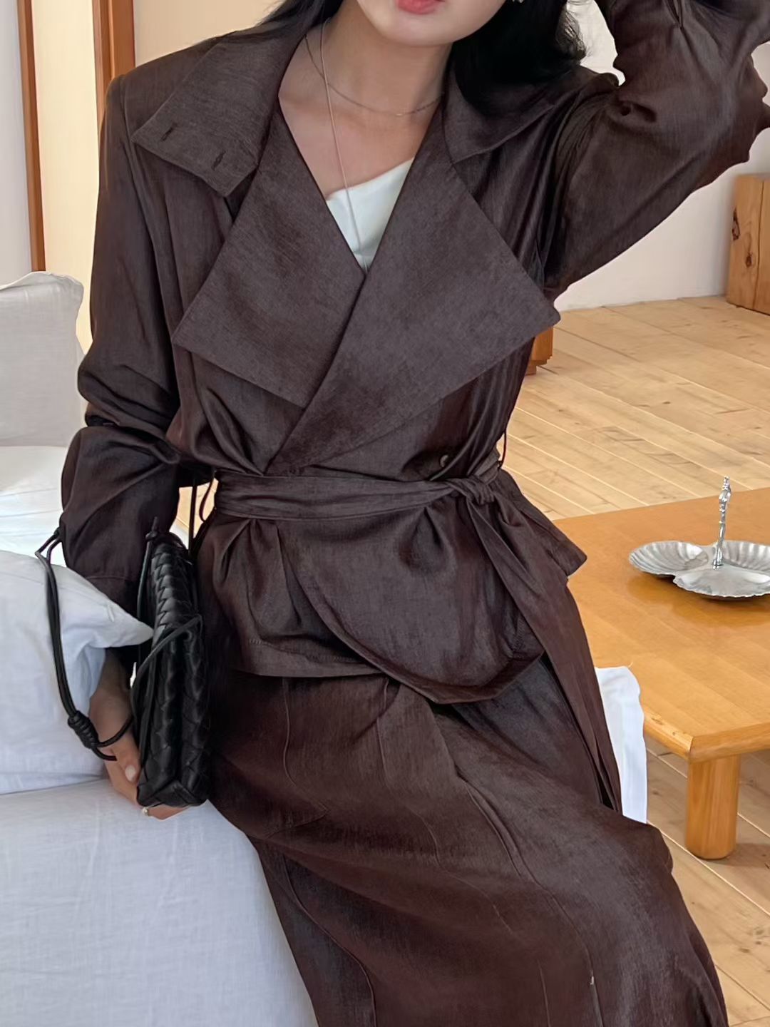 【追加】大翻領綁帶外套｜輕薄垂墜・腰線設計俐落顯瘦款