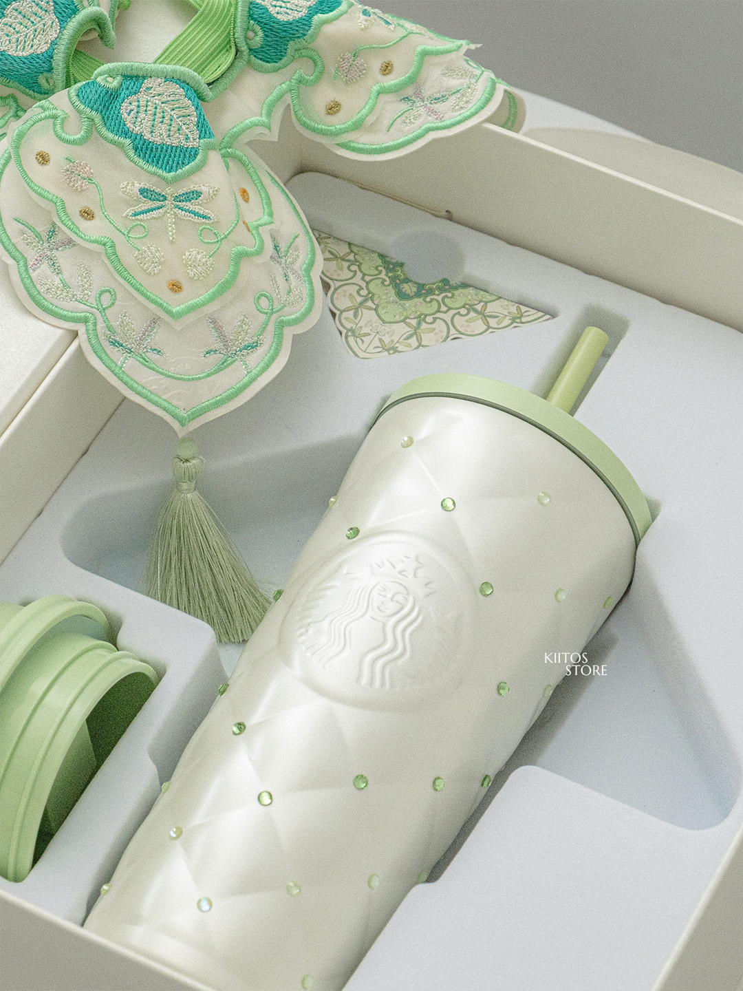 【預購】國外限定發售 2026 STARBUCKS 星巴克 春序紋樣系列 水綠色鑽 菱格紋禮盒 591ML