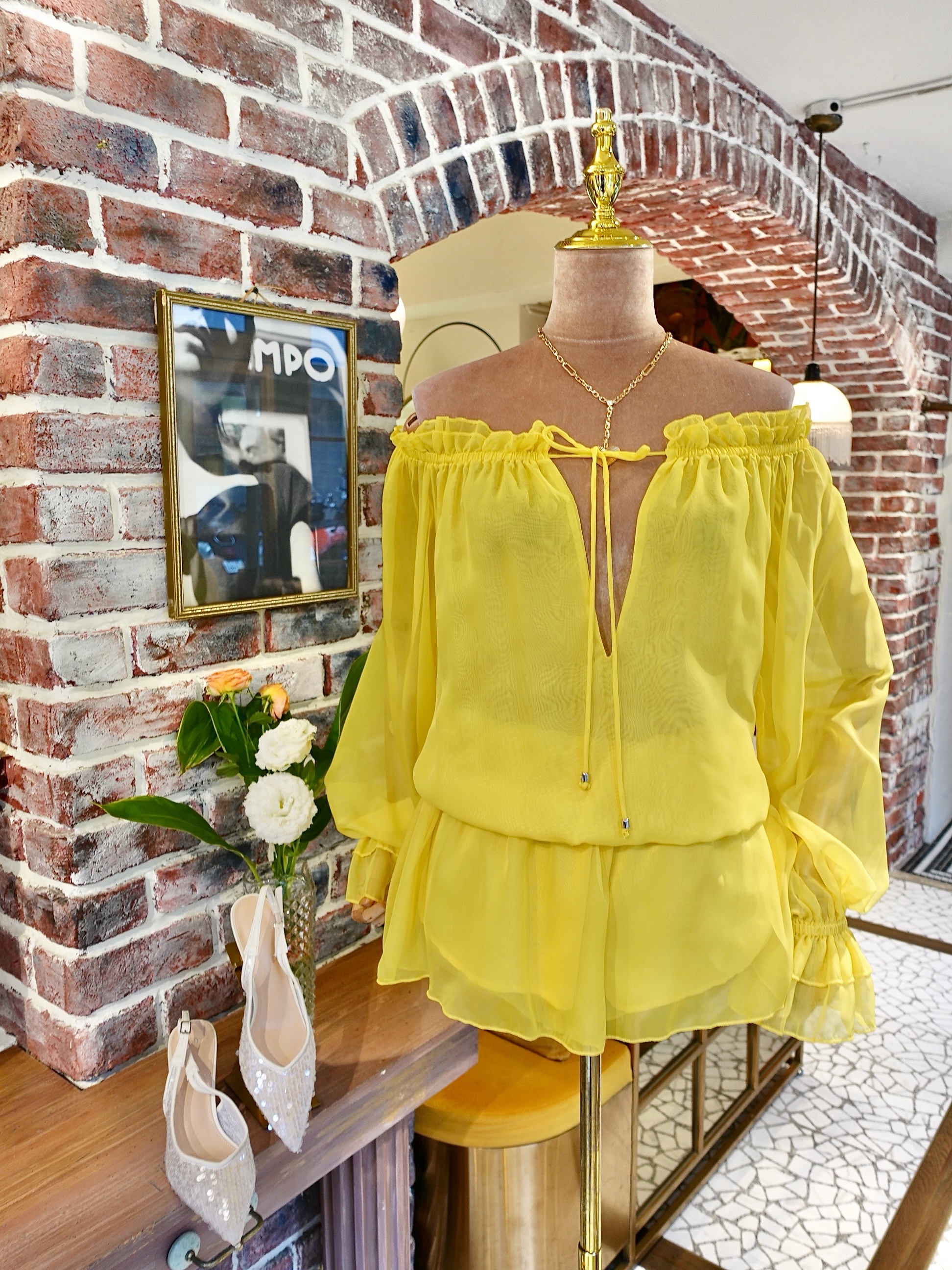 Garden Yellow夏翠絲黃色雪紡紗荷葉連身短褲