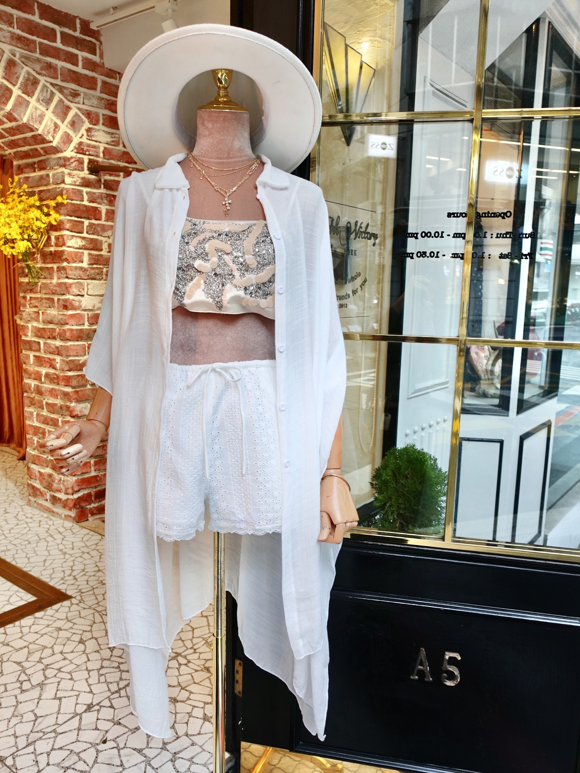 White Beach白色雪紡紗襯衫長罩衫