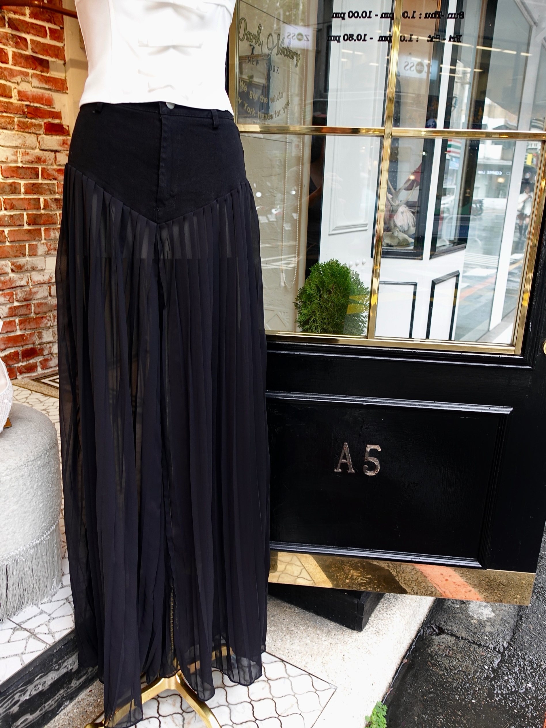 Doja黑色高腰單寧拼壓褶透紗長寬褲