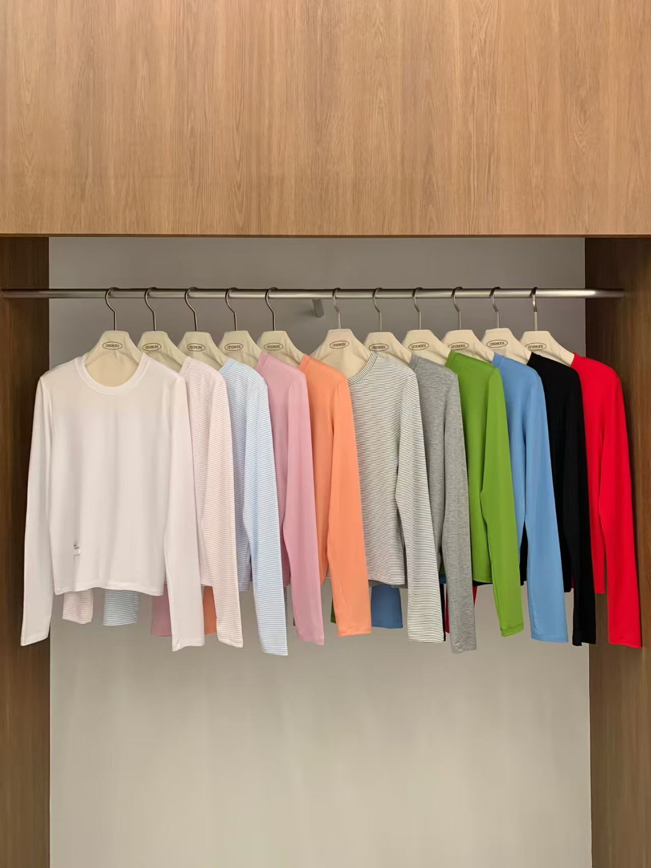 OM6026 小圓領長袖Tee