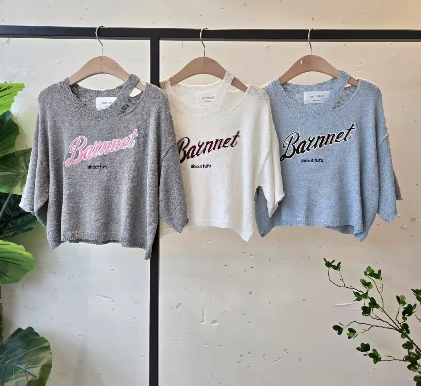 HP6033 美式斜肩字母上衣