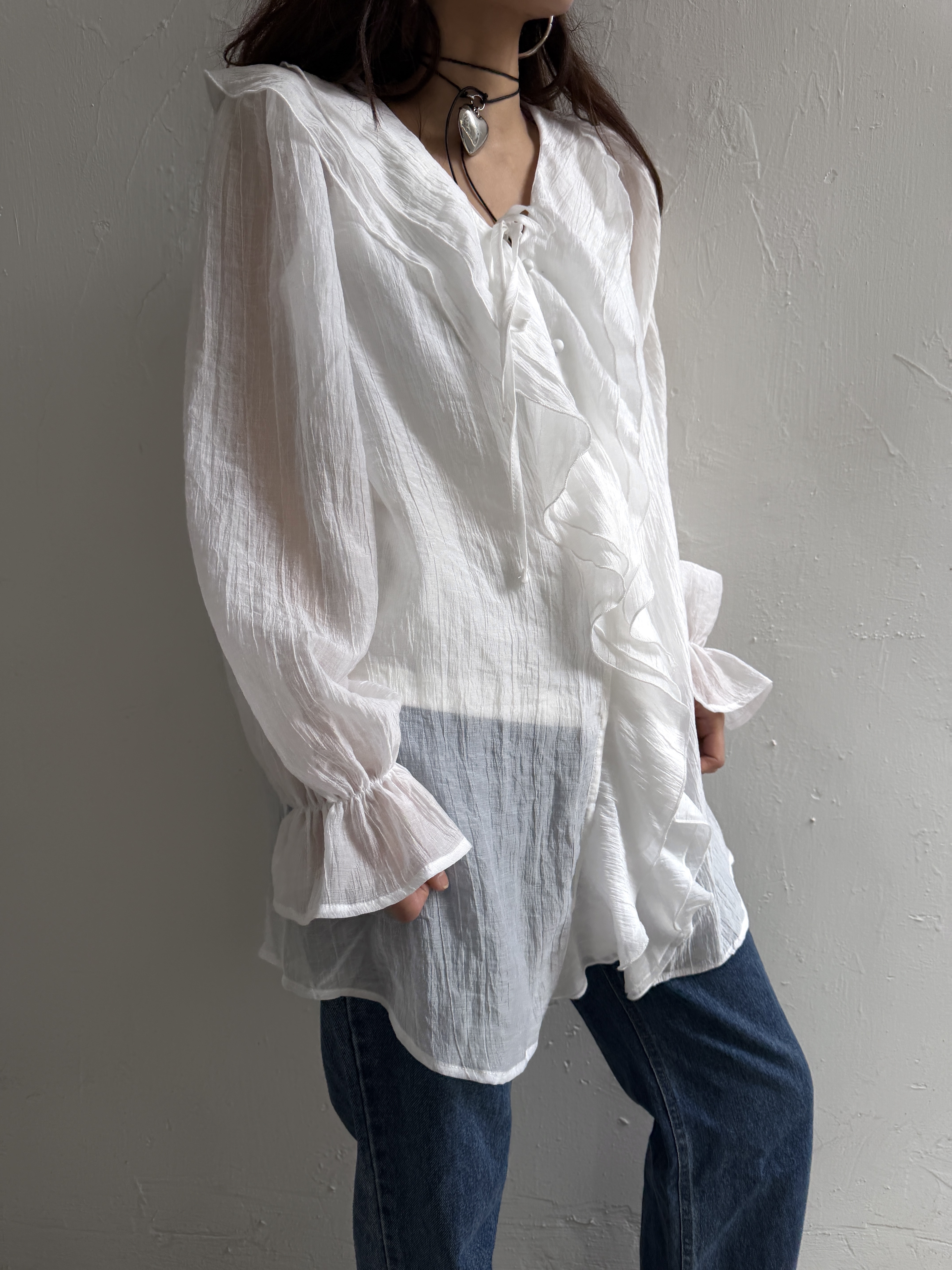 Ruffle lady blouse