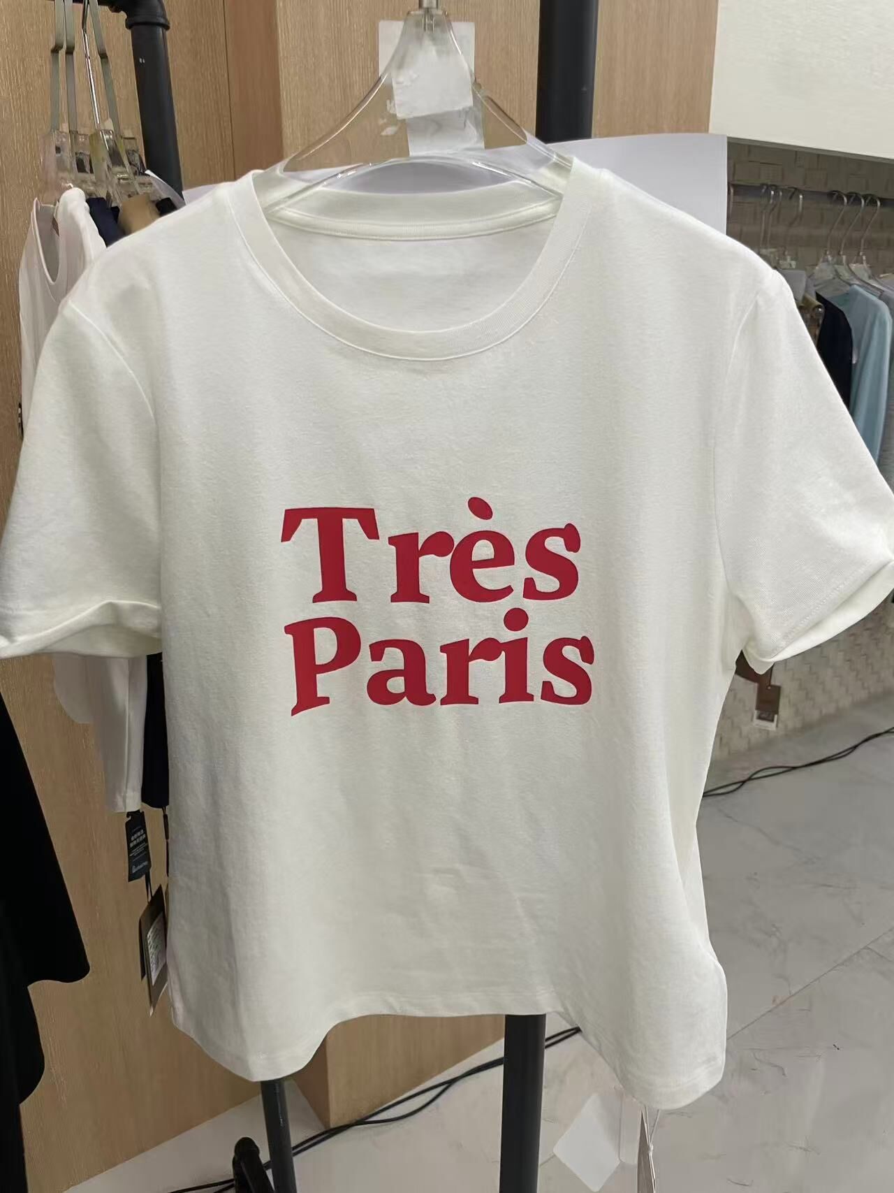 WW260407-Q162-CC1B1261-紅色