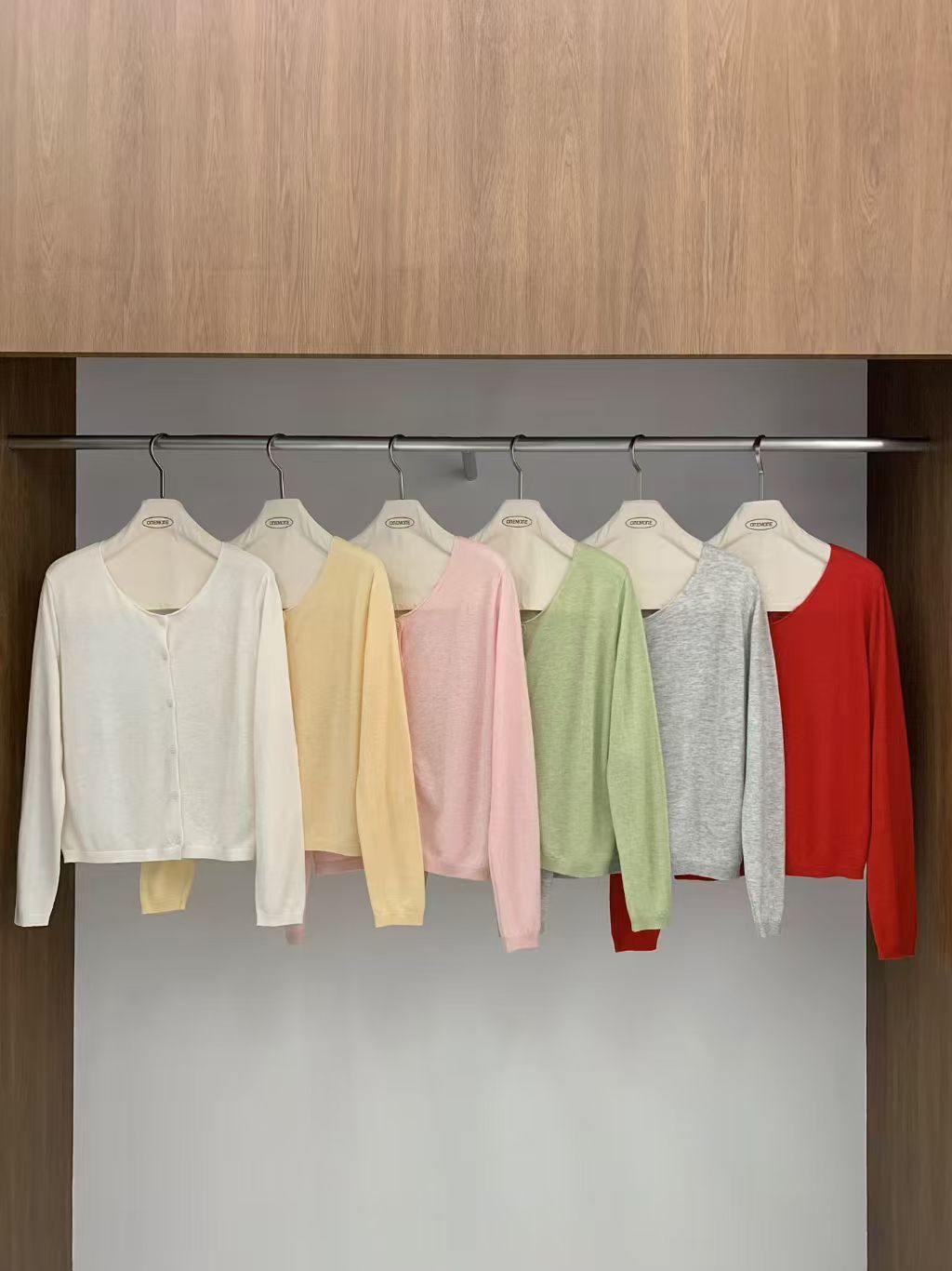 OM6052 冷氣小外套