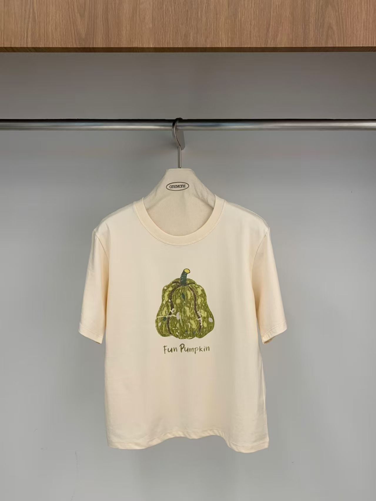 OM6053 南瓜圖案Tee