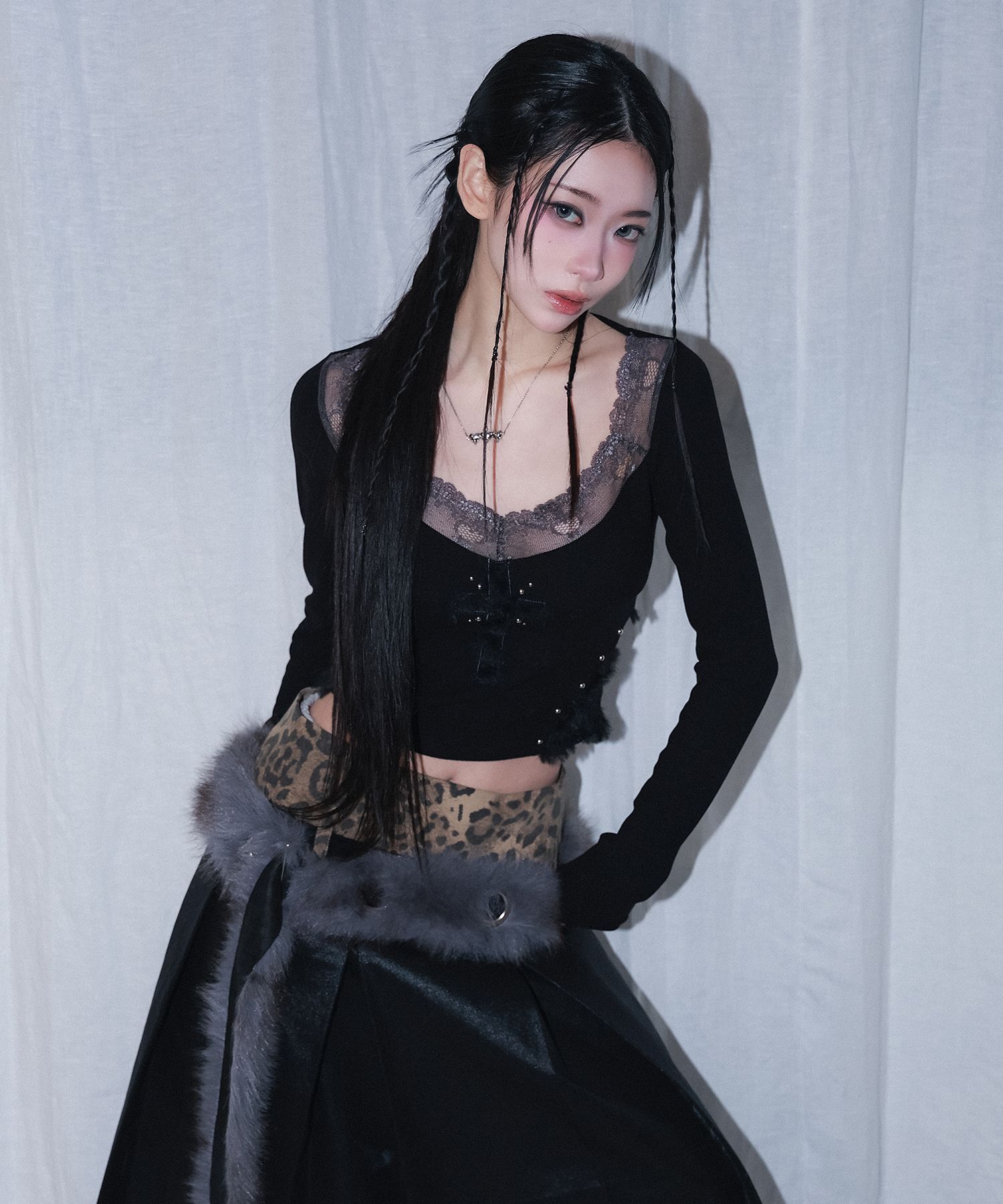 CHERRYQUIRI 交叉拼接蕾絲袖上衣 CQ25winter011