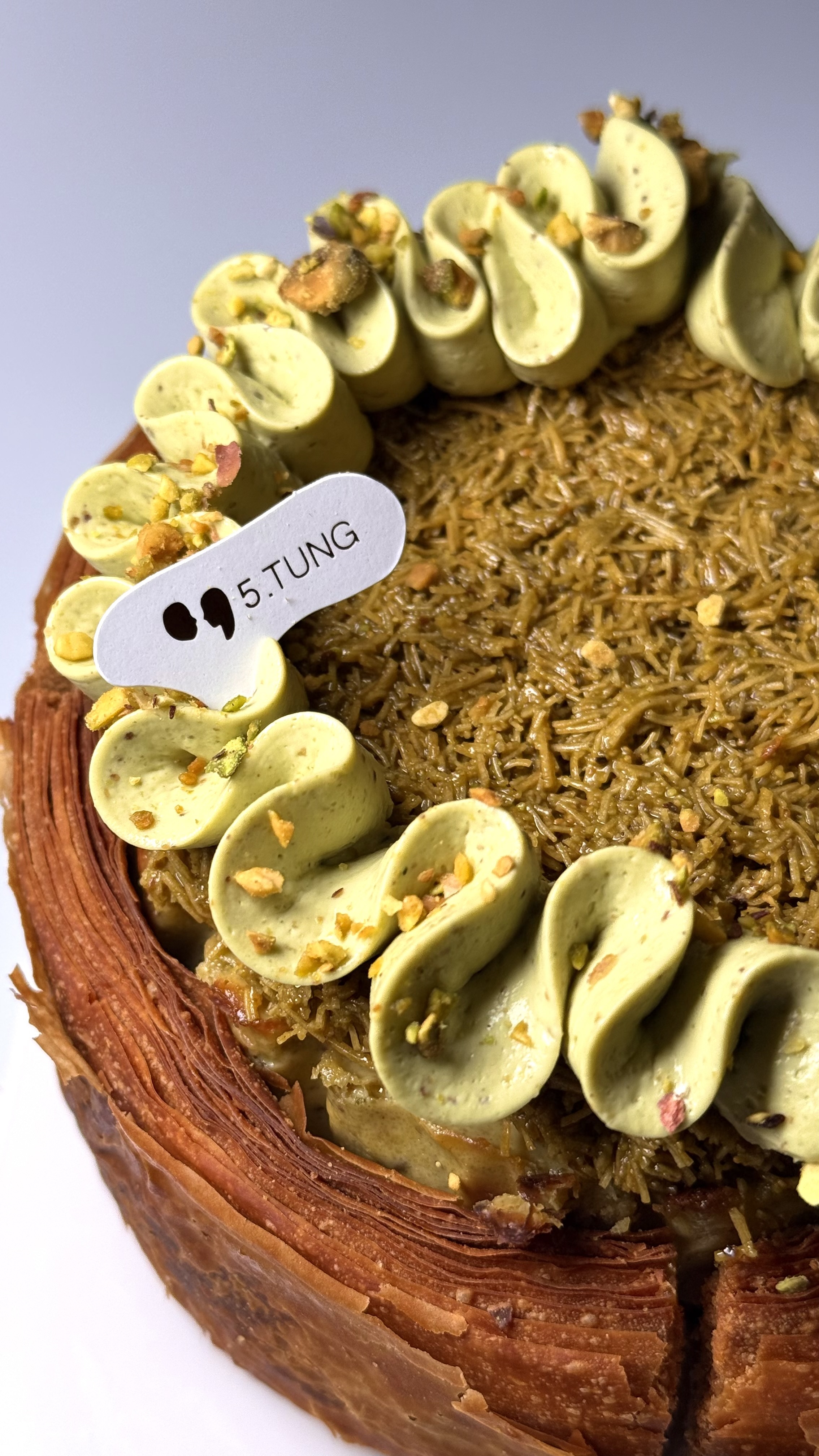 （6寸 ）來一片！杜拜開心果巴斯克FLAN「整模」