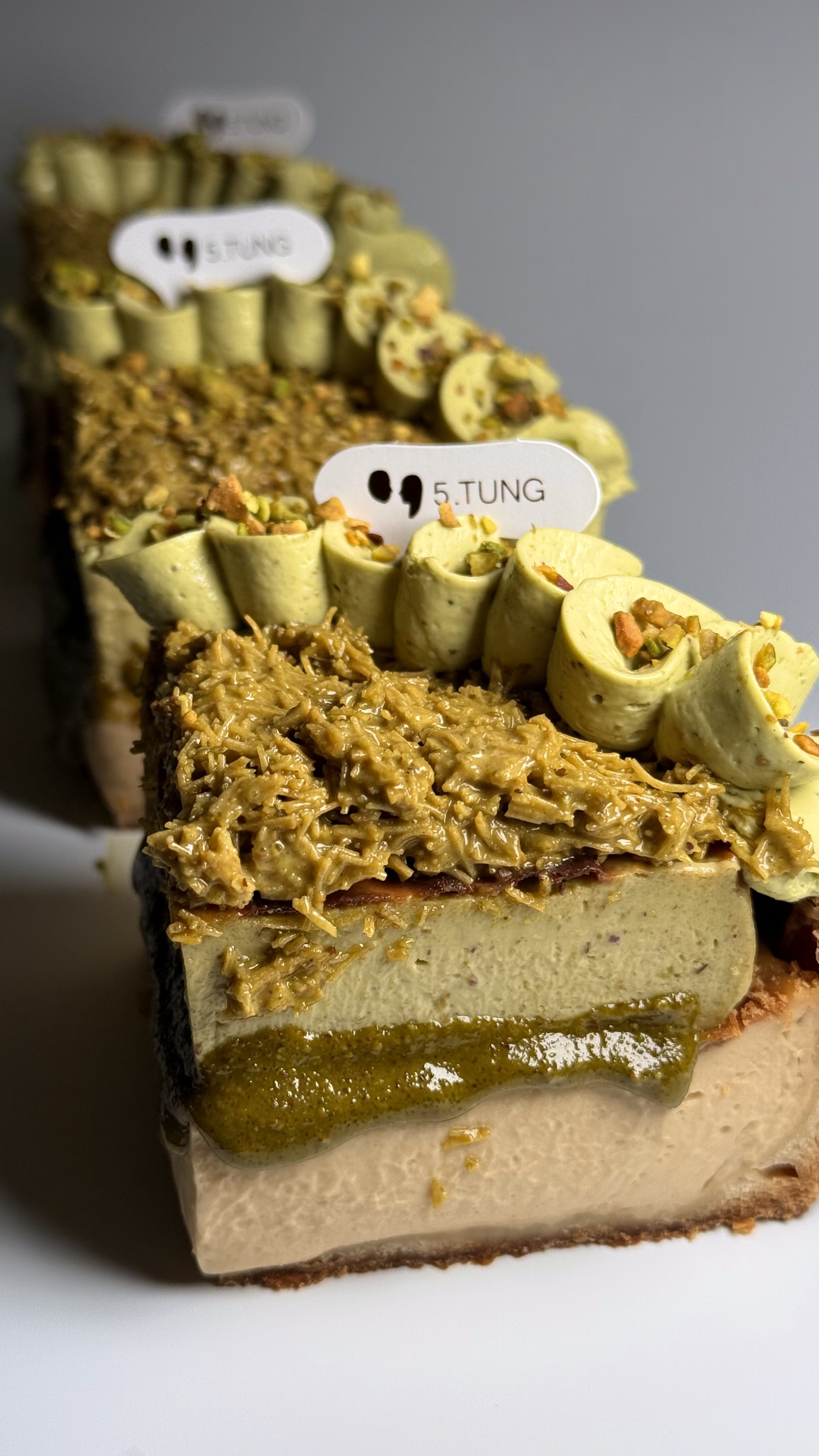 （6寸 ）來一片！杜拜開心果巴斯克FLAN「整模」