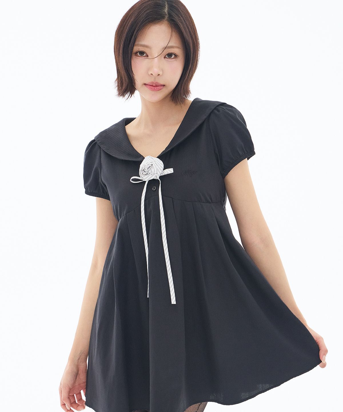 ILLIGO 水手領洋裝 26SPOPS01BK