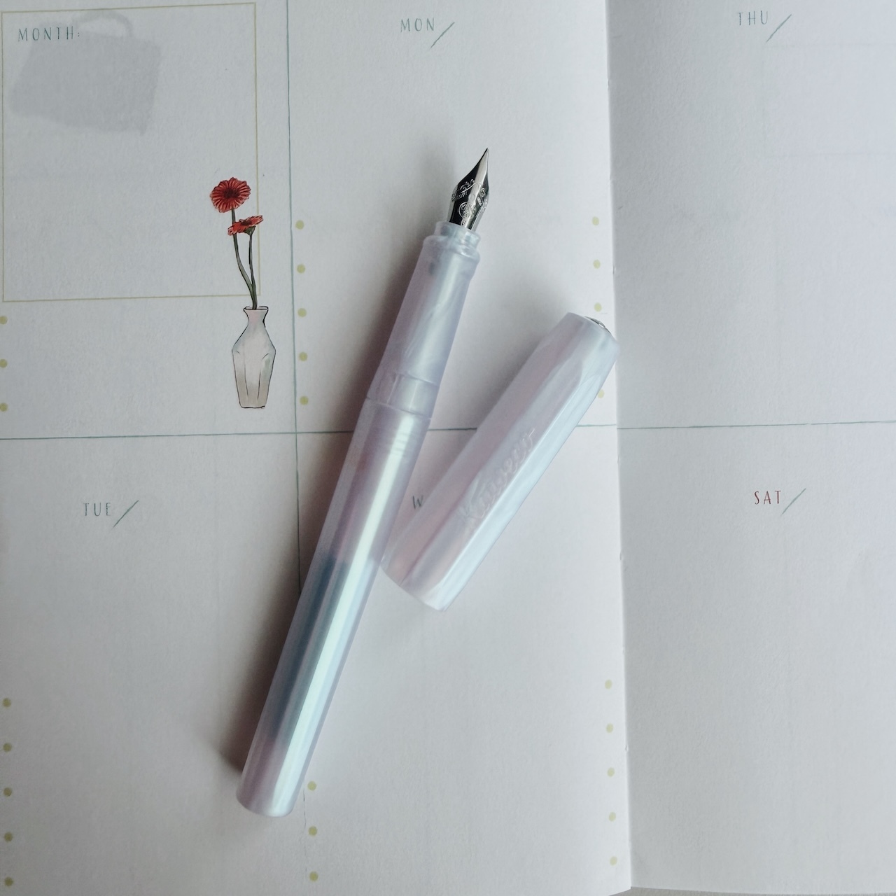 彩虹珍珠白 PERKEO系列鋼筆｜德國KAWECO