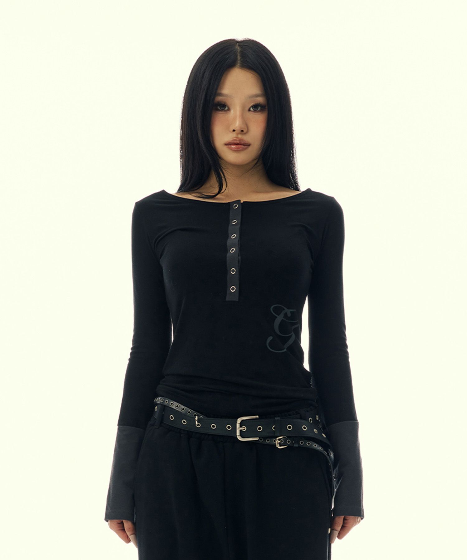 GILAARCHIVE g 標誌扣環長袖上衣 GL26SPTP11BK